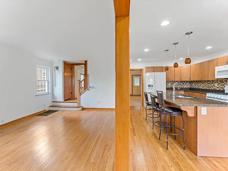 1103 Mount Allen Rd — Photo 5