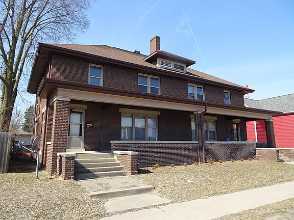 4th image of 303-305 S Heaton St