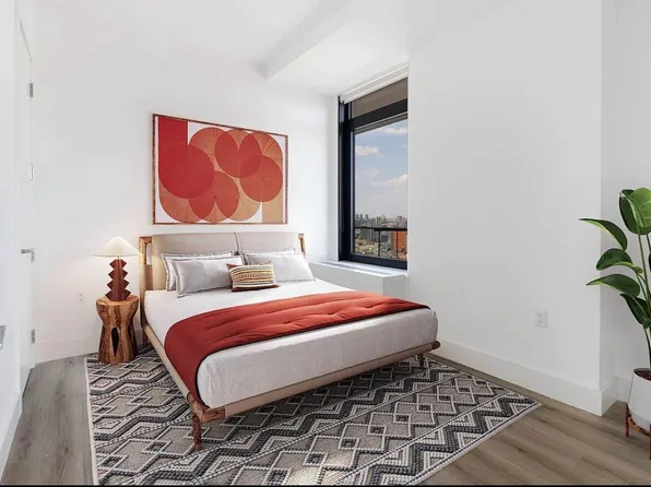 224 East 135th Street image 4 of 21