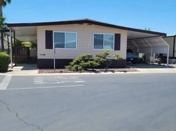 1001 N Sylmar Ave #260, Clovis, CA 93612