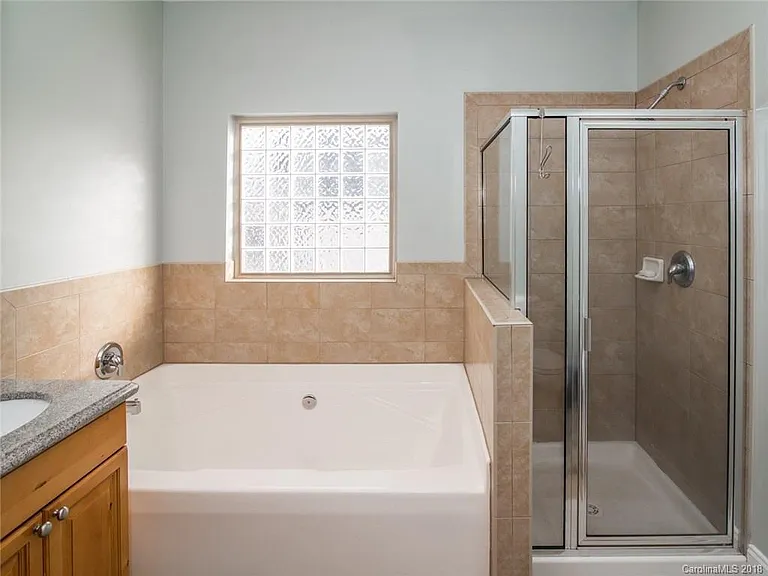 14119 Magnolia Bend Dr — Photo 42