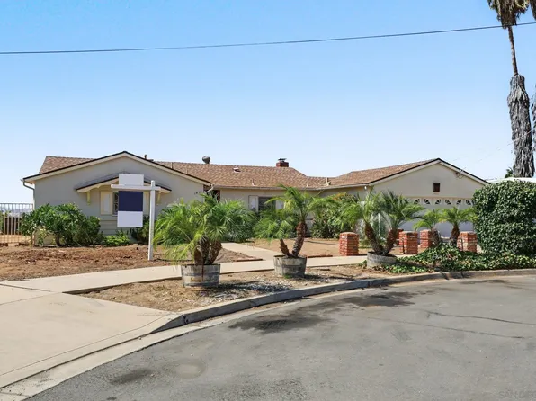 1475 Vicksburg Dr, El Cajon, CA 92021