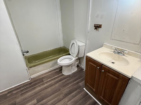 (undisclosed Address)