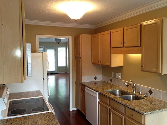3rd image of 186 Wesley Harris Cir