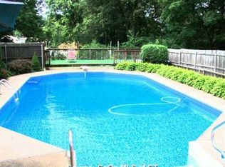 68 Locust St, Naugatuck, CT 06770