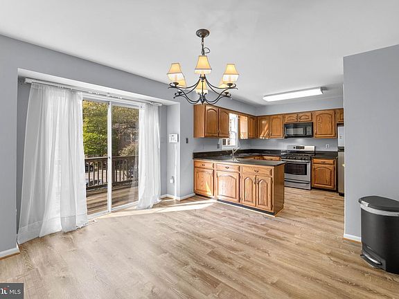 5th image of 5819 Iron Willow Ct