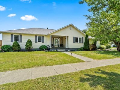 325 Fieldstone Ct, Wellington, OH, 44090