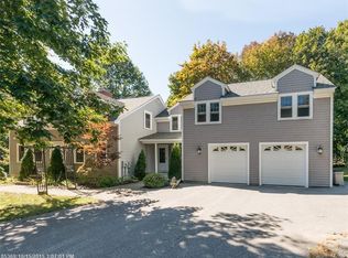 26 Sea Oaks Ln, Ogunquit, ME 03907