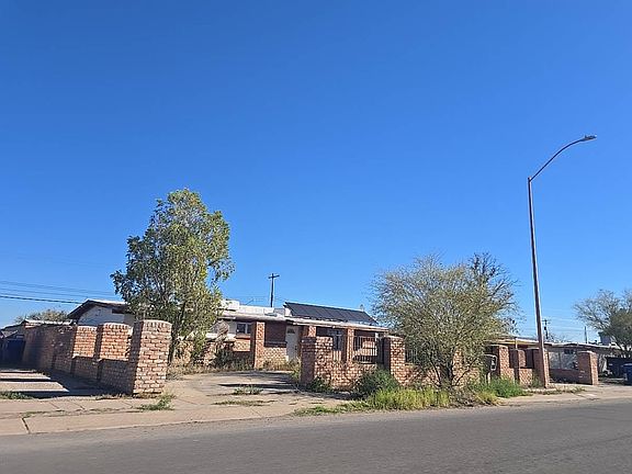 3rd image of 1824 W Lester St