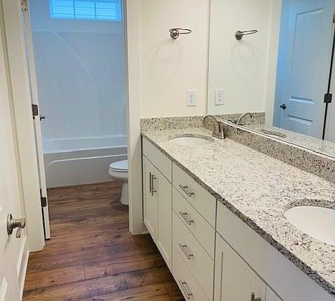 5th image of 1036 Blueberry Ln