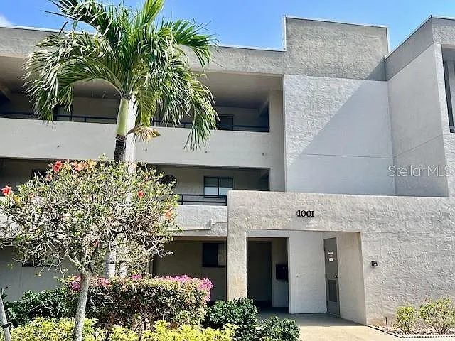 Building Photo - 1001 Islamorada Blvd #12A