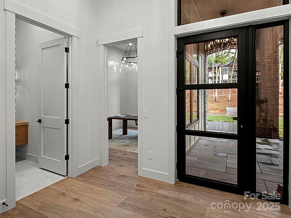 2nd image of 184 Sunridge Ave #17