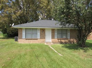 504 E Houston St, Dayton, TX 77535