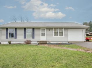 988 Hartley Ave, Salem, OH 44460