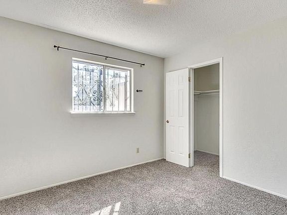 5th image of 2820 Penwood Dr