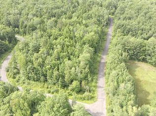 13-3 McGrath Pond Rd, Belgrade, ME 04917