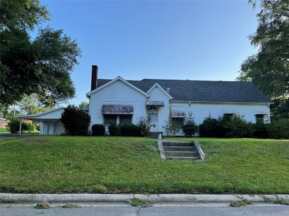 2113 Spring Dr, Haynesville, LA 71038