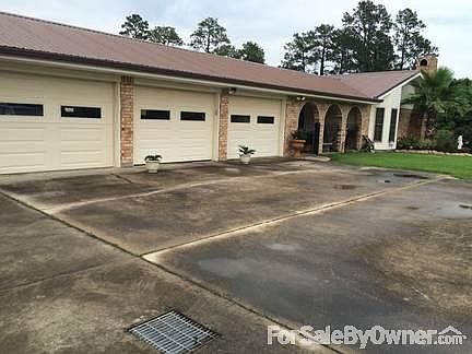 2nd image of 2595 Scarlett Dr