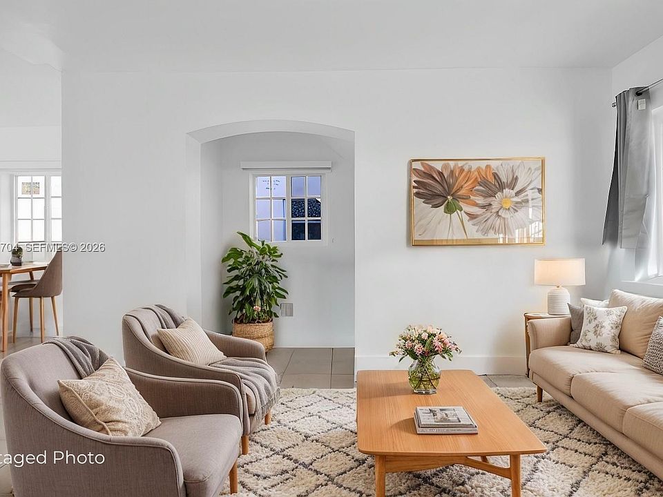1st image of 1195 Marseille Dr APT 5