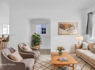 Marseilles Condo, Miami Beach, FL 33141