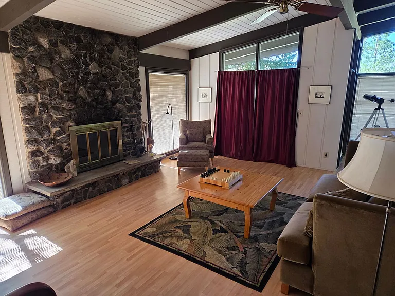 3500 N Country Club Dr — Photo 5