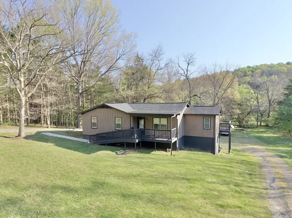 411 Tanglewood Dr, Woodbury, TN 37190