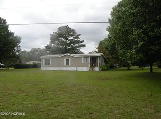 1689 Lamb Rd, Lumberton, NC 28358