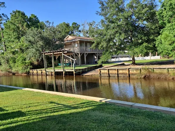 5037 Oklahoma St, Bay Saint Louis, MS 39520