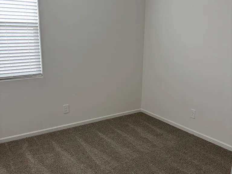 9822 N Solstice Ave — Photo 8