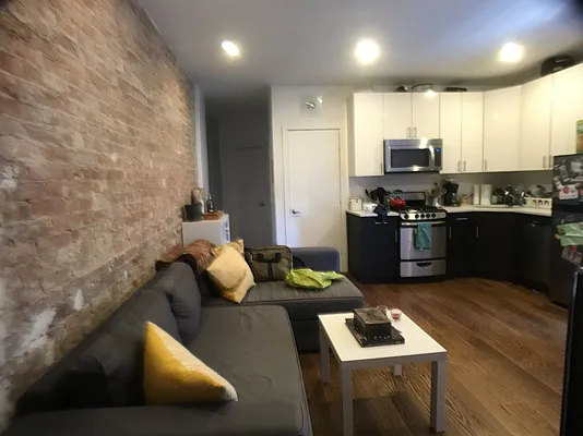 Rented by Bohemia Realty Group | media 30