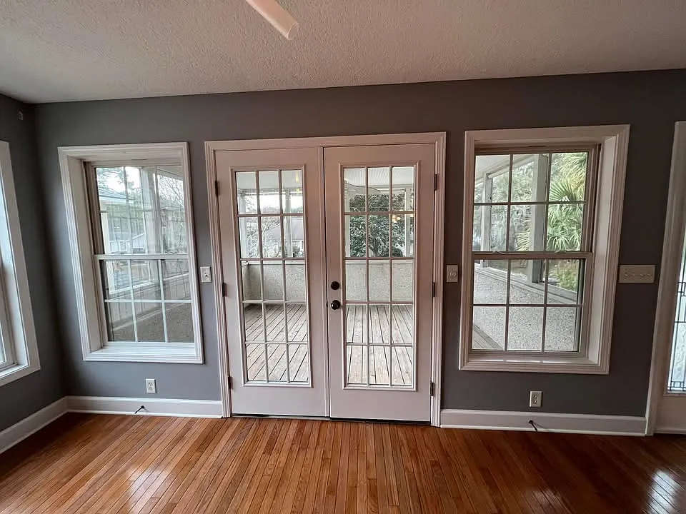 3 bed, 2000 sqft, $3,000 — Photo 3