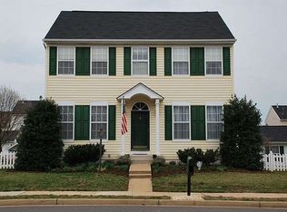 12434 Iona Sound Dr, Bristow, VA 20136