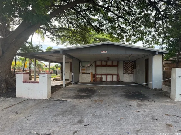 86-907 Ihuku St, Waianae, HI 96792