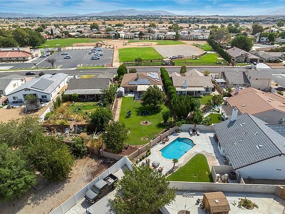 4th image of 12950 Rolling Ridge Dr
