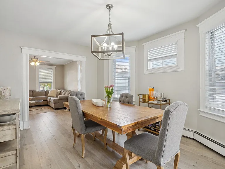 124 Dalton St #1 — Photo 4