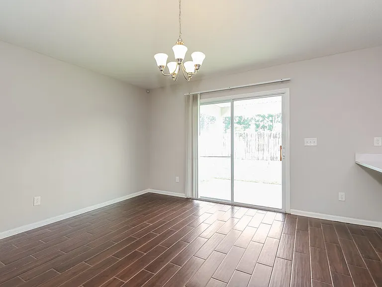 1329 Biscayne Grove Ln — Photo 6