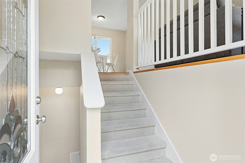4th image of 1808 225th Street SE