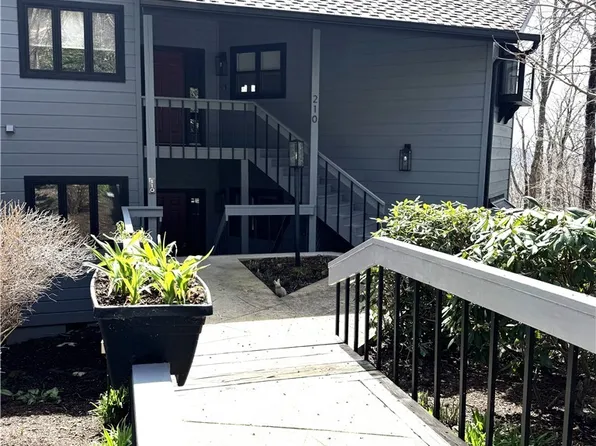 210 Grouse Moor Drive #210, Linville, NC 28646
