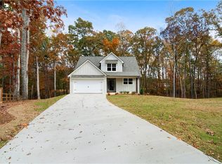292 Harmony Woods Dr, Dallas, GA 30157