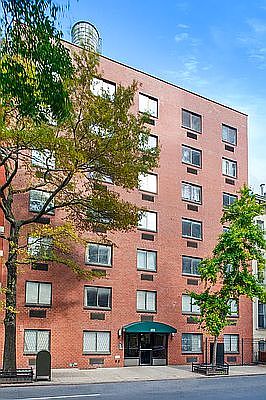 5th image of 433 W 43rd St APT 6C