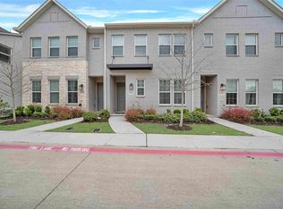 9916 Hennings St, Irving, TX 75063