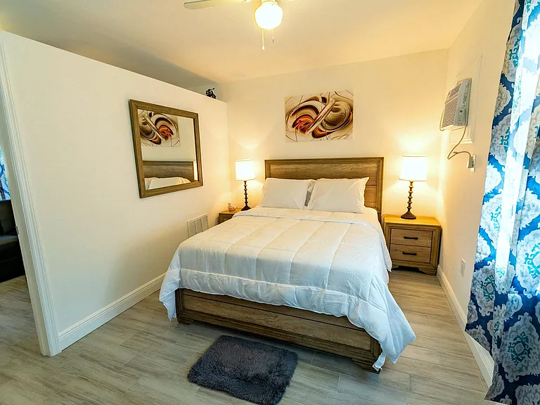 916 N Victoria Park Rd #2 — Photo 9
