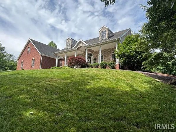 11333 S Brookview Ct, Haubstadt, IN 47639