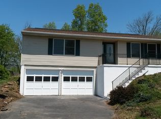 555 Clermont Dr, Harrisburg, PA 17112