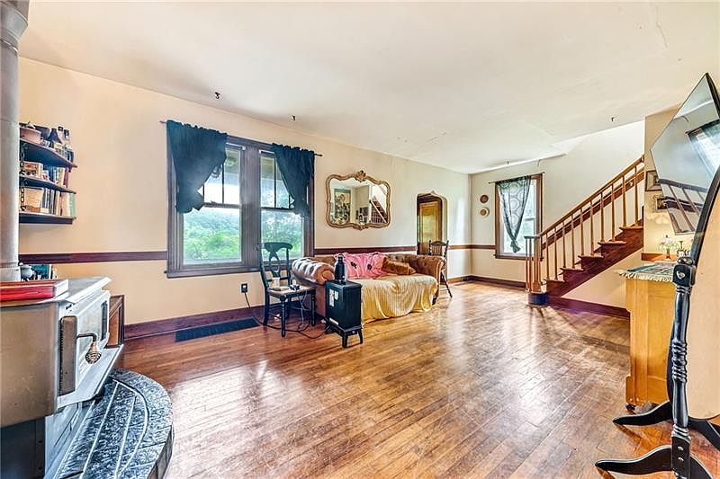 519 Ridge Rd, Ambridge, PA 15003 MLS 1613517 Zillow