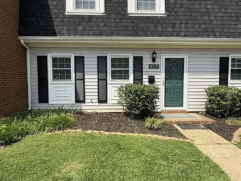 8320 Knights Bridge Rd — Photo 21