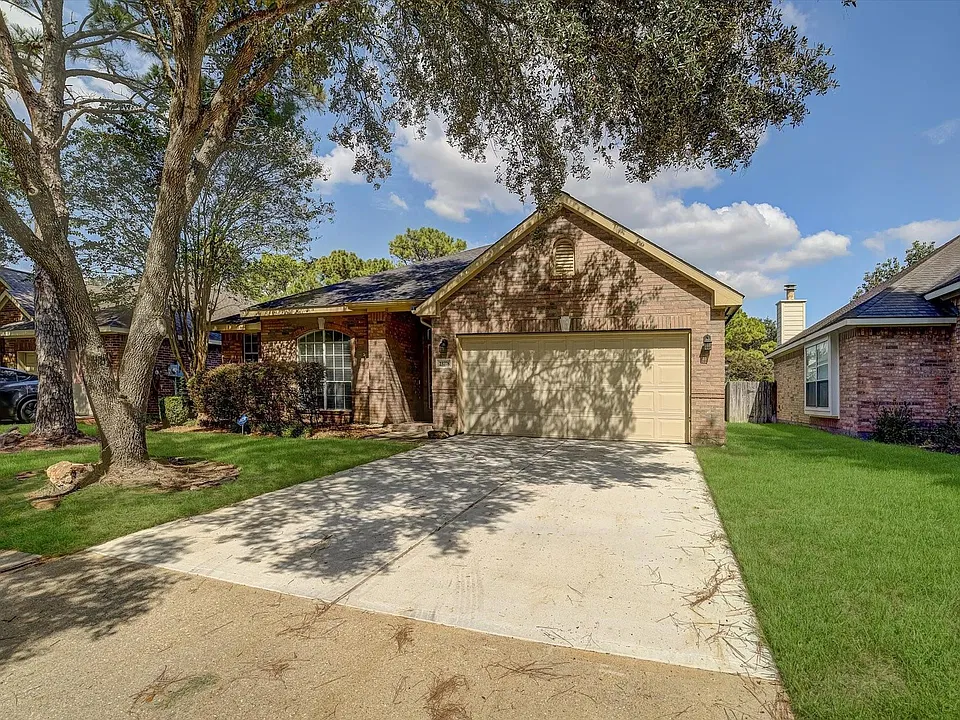 23778 River Place Dr