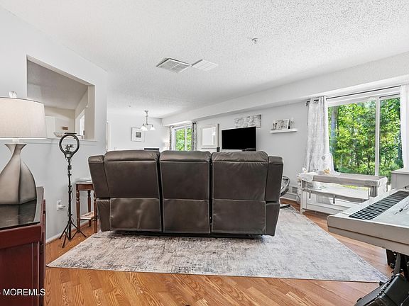 3rd image of 306 Schley Avenue