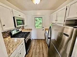 Hathaway Farms Townhomes at Northampton — Photo 54