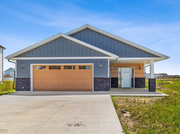 7388 Madelyn Ln S, Fargo, ND 58104